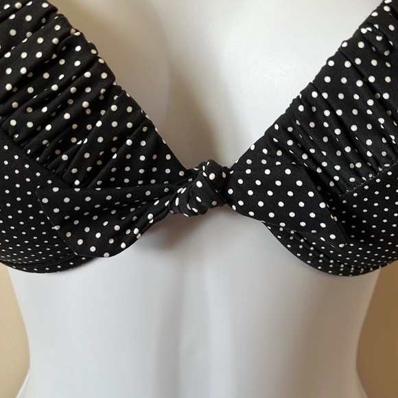 NWOT Size 8, D Cup Bikini Top - Picture 3 of 10
